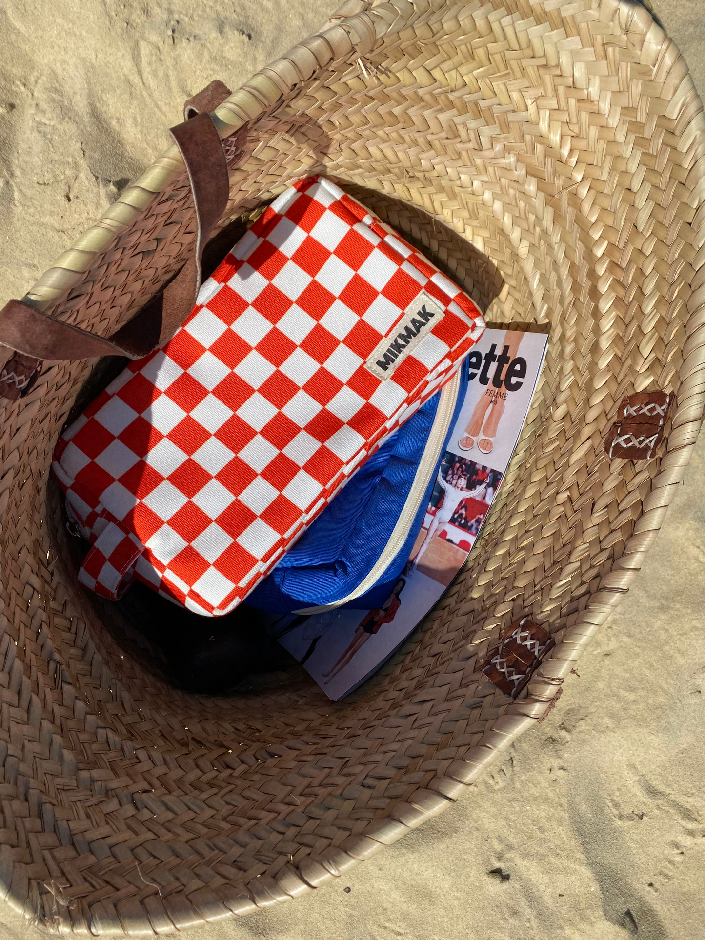 La trousse de toilette isotherme - Damier rouge et blanc